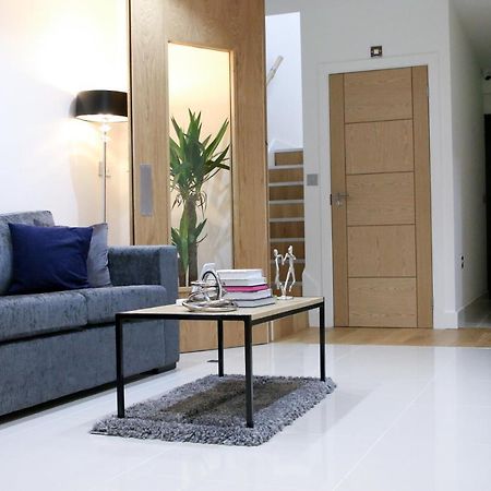 Executive Bright And Airy Studio Apartment In Sydenham London Eksteriør bilde