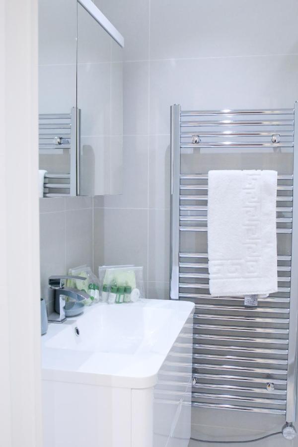 Executive Bright And Airy Studio Apartment In Sydenham London Eksteriør bilde