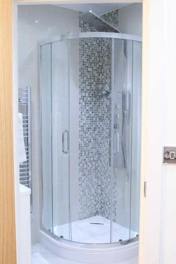 Executive Bright And Airy Studio Apartment In Sydenham London Eksteriør bilde