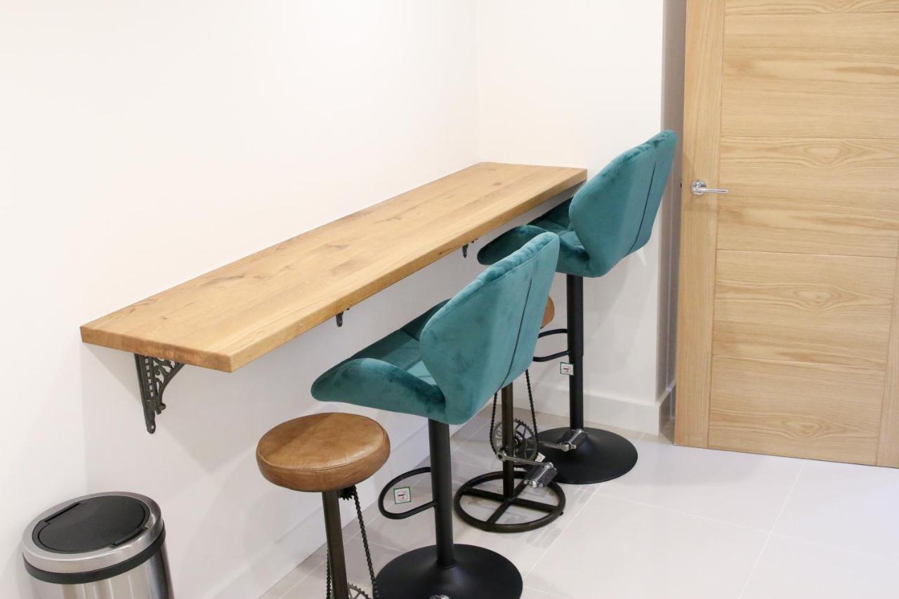 Executive Bright And Airy Studio Apartment In Sydenham London Eksteriør bilde
