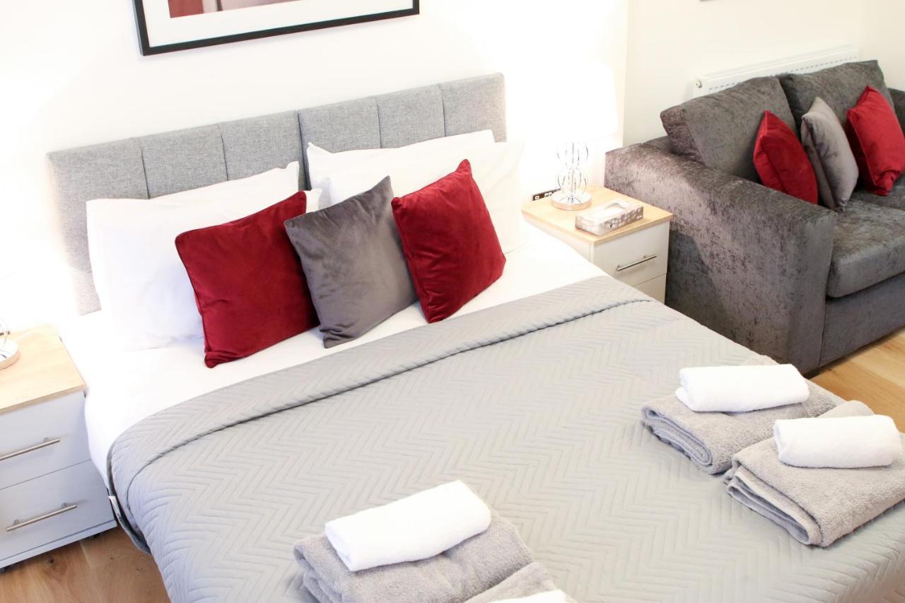 Executive Bright And Airy Studio Apartment In Sydenham London Eksteriør bilde